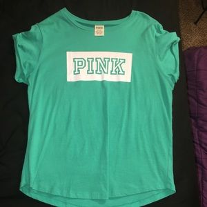 Victoria’s Secret Pink tshirt